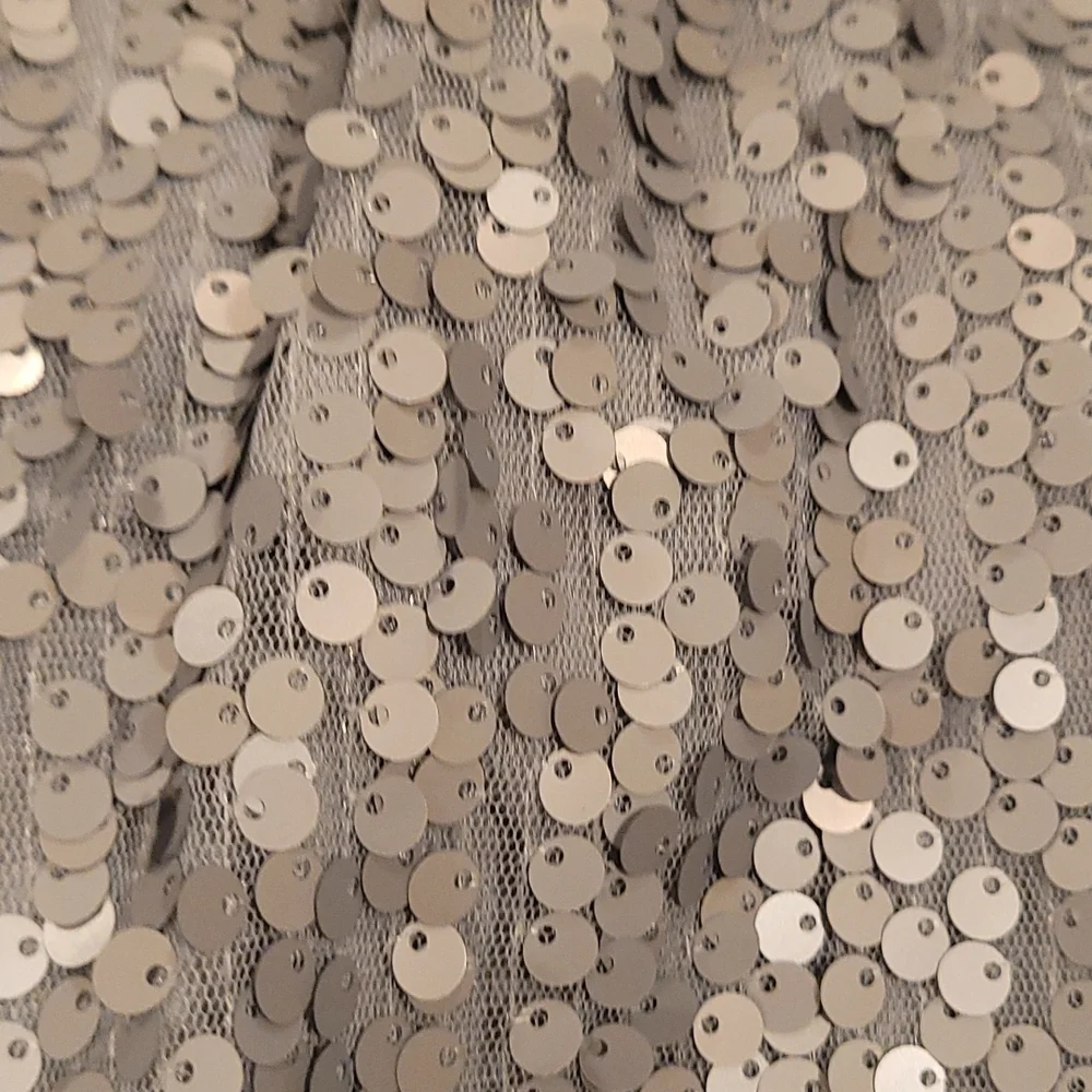CATO sequined gray sleeveless tank top. Plain gray on the back. Size Lar… - Picture 7 of 7